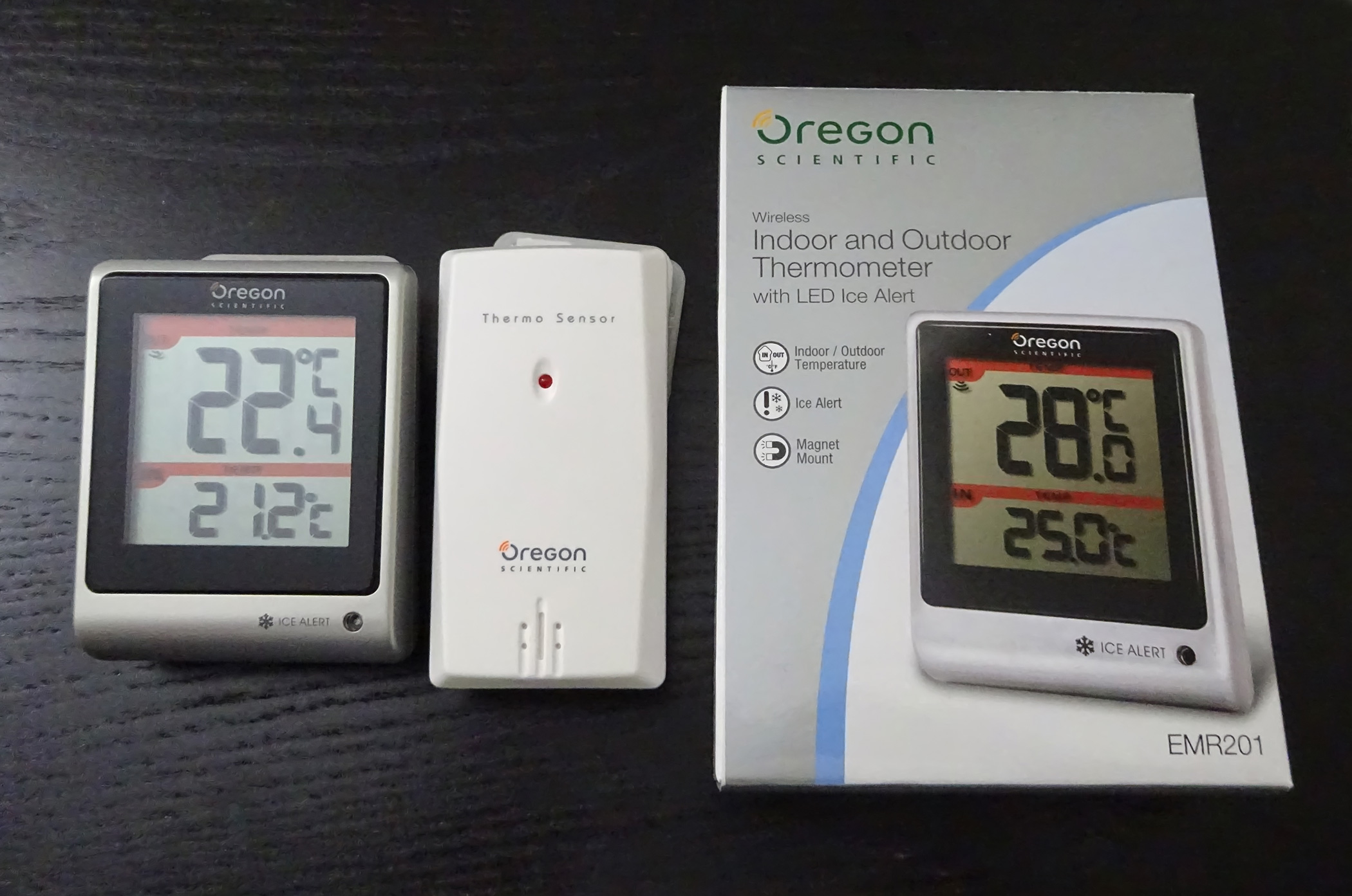Using Oregon Scientific EMR201 for indoor & outdoor temperature – Robert  Setiadi Website
