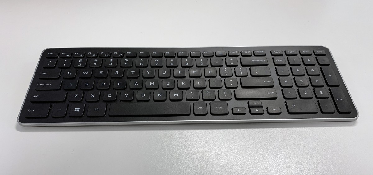 Casual Review Dell KM714 wireless keyboard Robert Setiadi Website