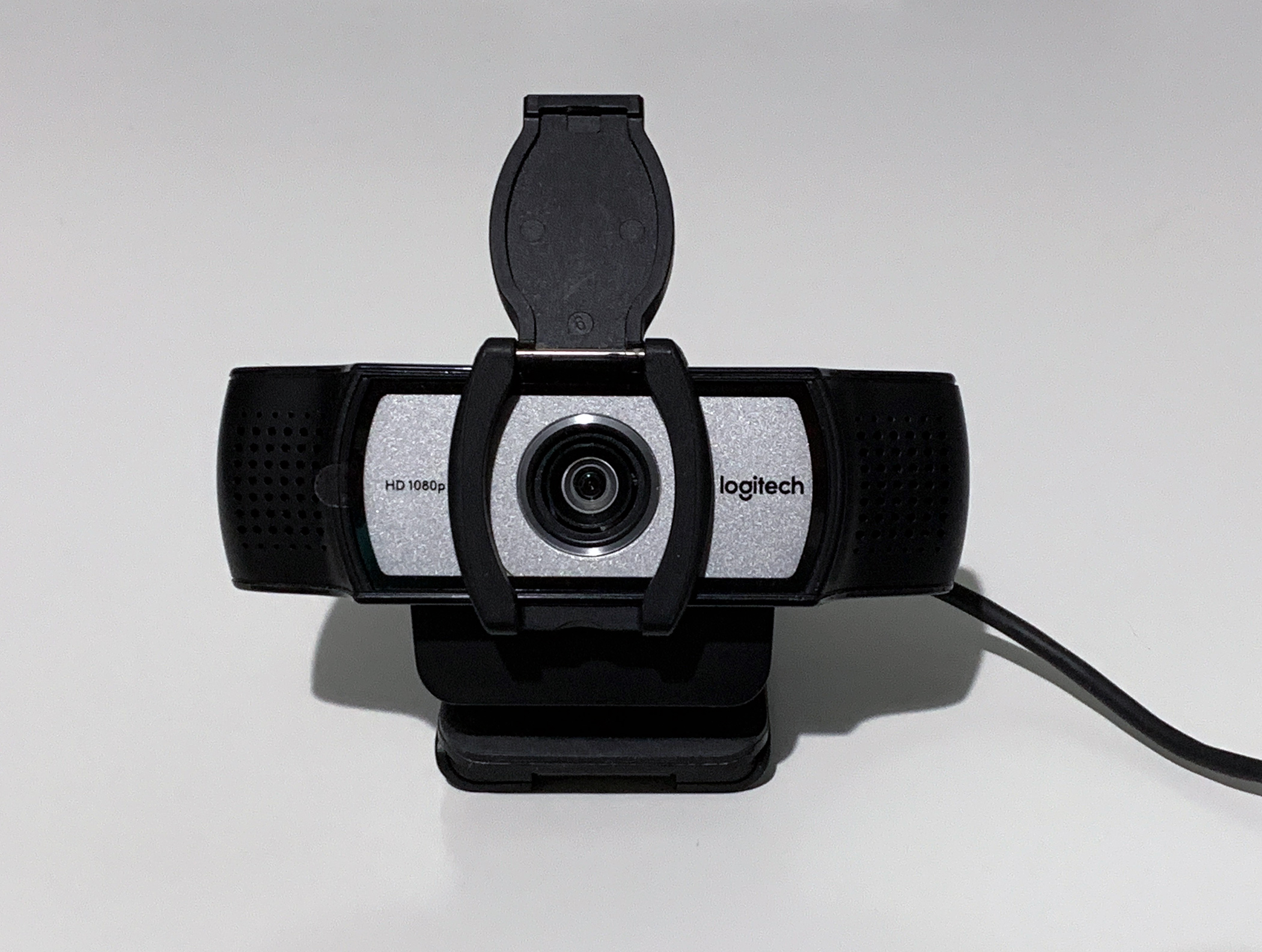 WFH upgrade Logitech webcam – Robert Setiadi Website